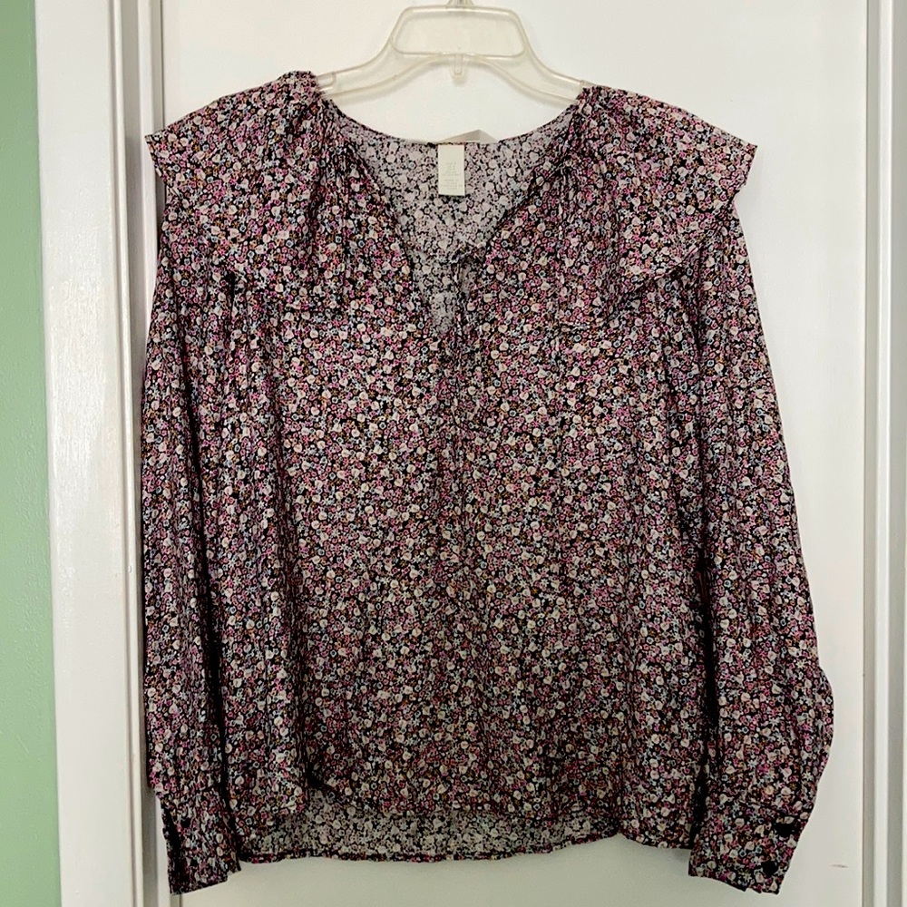 Flounce-collared Floral Blouse
